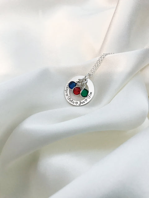 Halskette mit Namen - Personalisierte Familienkette - Halskette für Mama - Namenskette für Sie - JAEE Namensschmuck