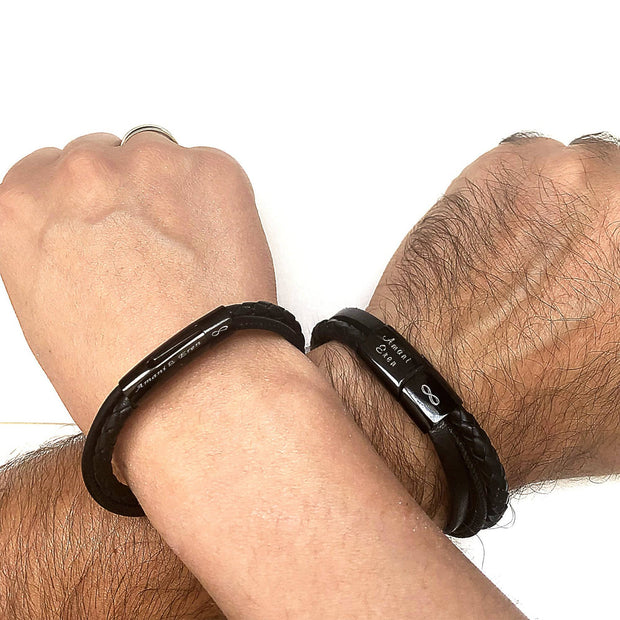 Schwarz Personalisierte Paararmbänder - Edelstahl Leder Schwarz Partnerarmband mit Gravur - JAEE Namensschmuck