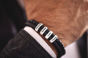 Herrenarmband mit gravierten Ringen - Lederarmband mit namen - JAEE Namensschmuck