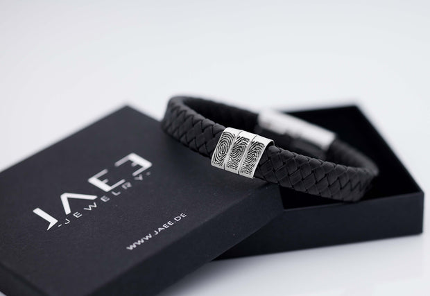 Lederarmband | FOEDUS | mit Fingerabdruck-Gravur