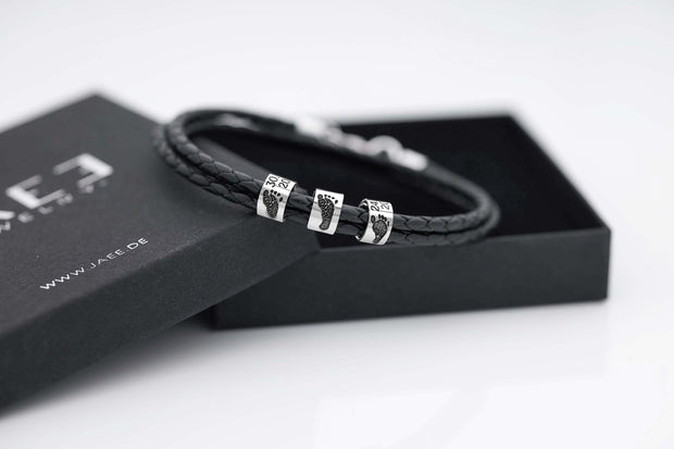 Lederarmband für Väter | MIRACULUM | mit Baby-Fußabdruck