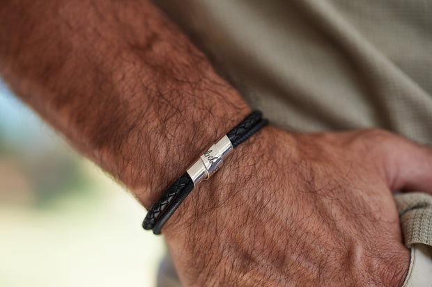 Herren Lederarmband | SCRIPTUM | mit Handschrift-Gravur