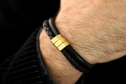 Graviertes Herrenarmband aus Vergoldetes Silber - Personalisiertes Lederarmband für Männer